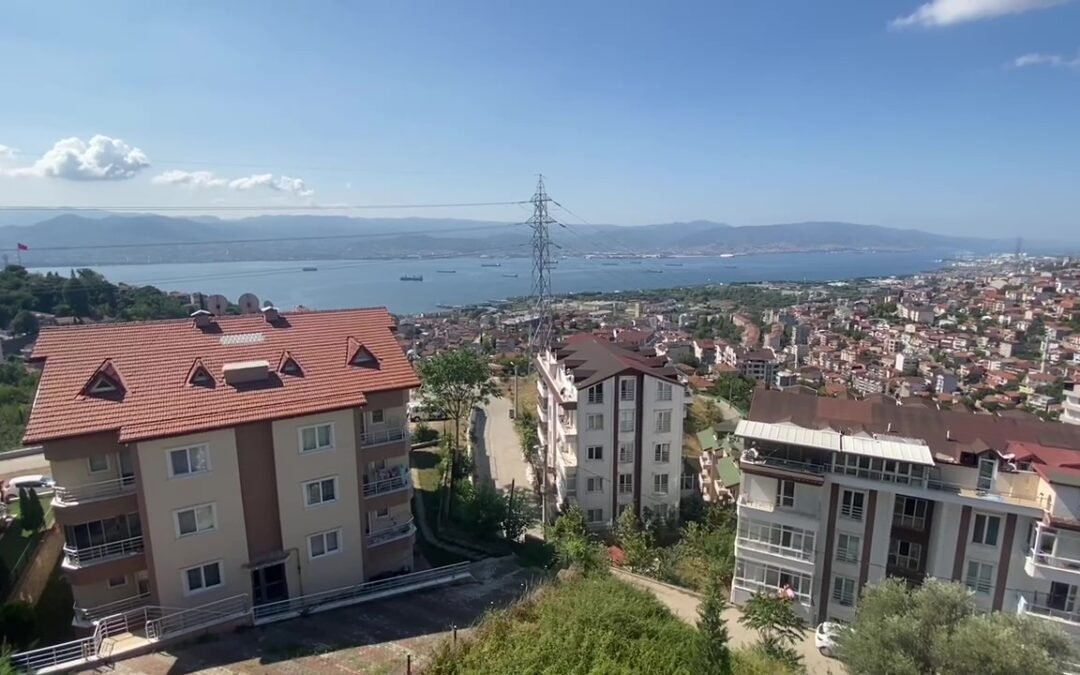 (B119) Beautiful Apartment With Sea View in İzmit