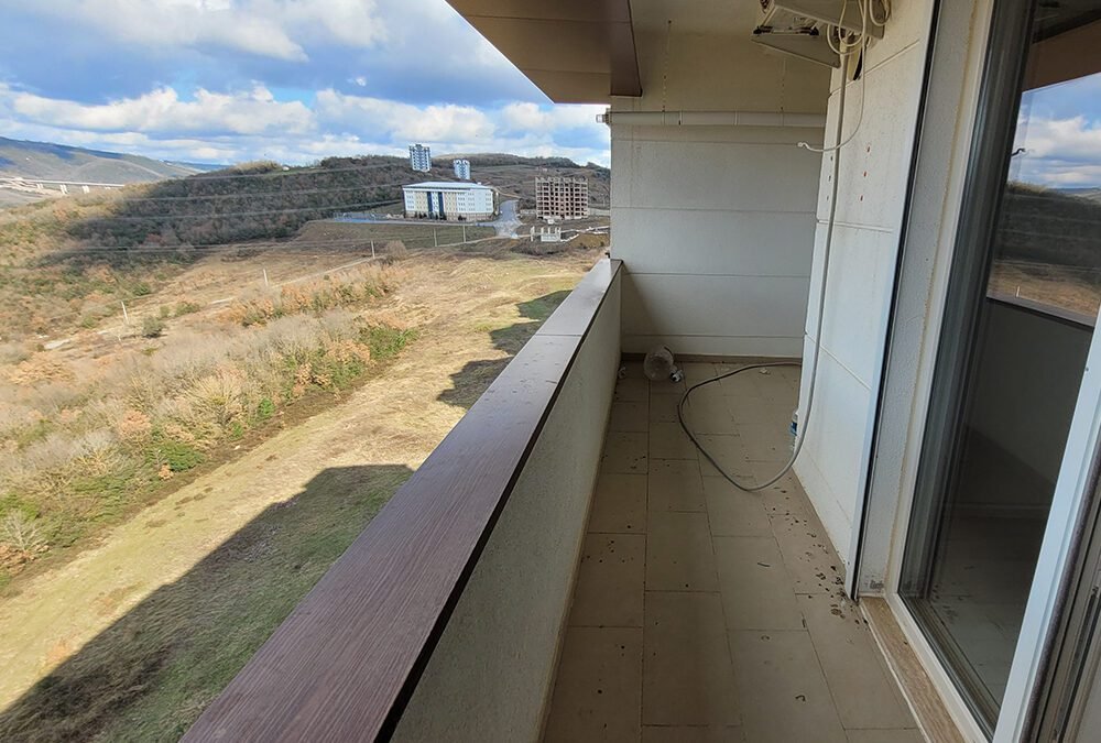 (B 197) Nice Apartment With Lake View For Sale In İzmit