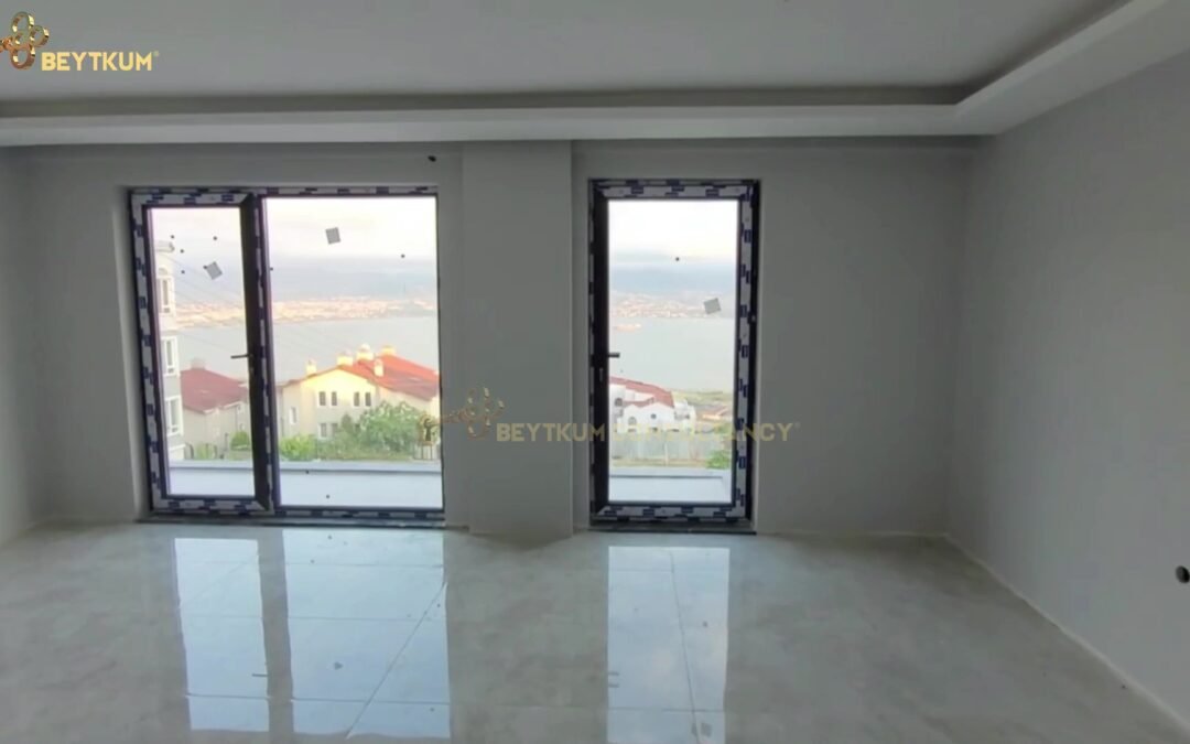 (B 268)Amazing Apartment With Sea View For Sale In İzmit