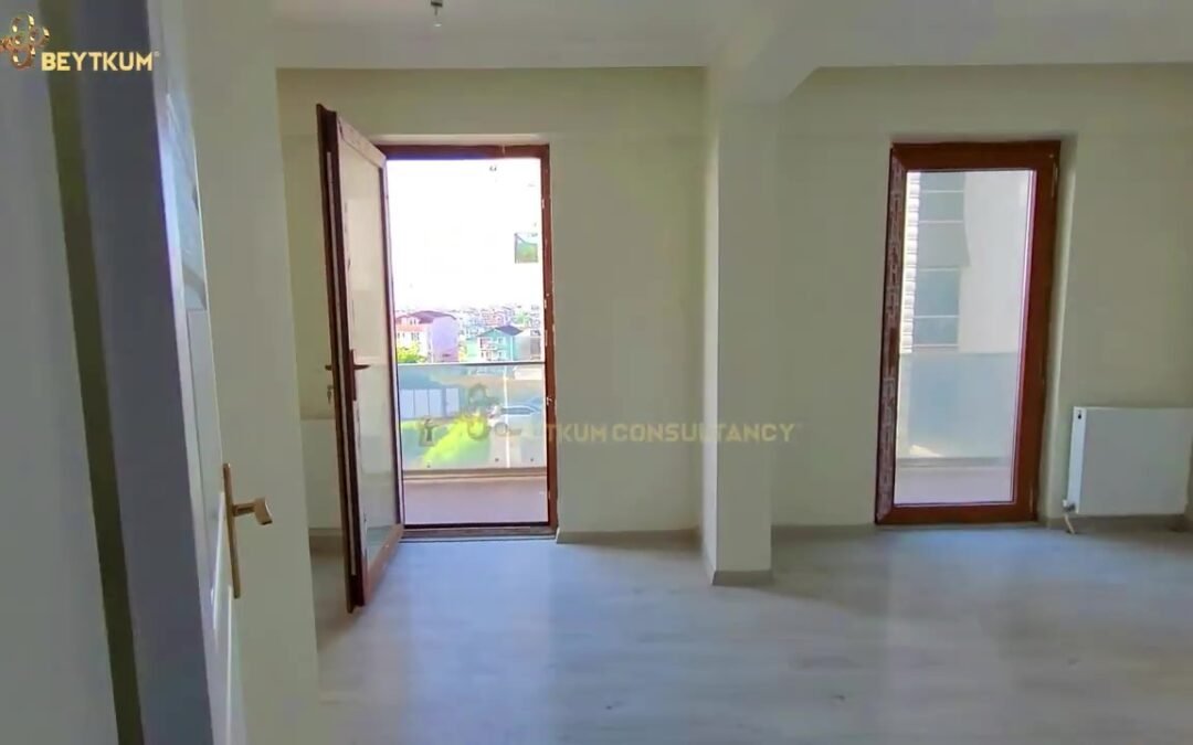 (B 332)Sea view apartment for sell in Başiskele