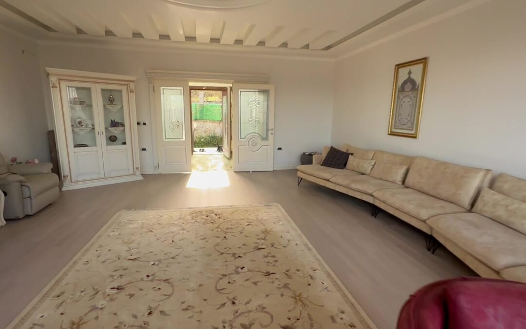 B 393 Luxury villa with furniture for sale in Sapanca