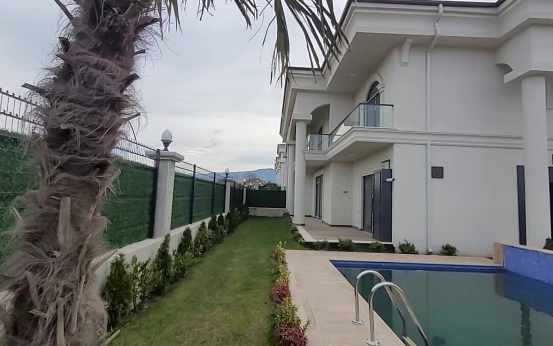 B 395  Luxury villa with furniture for sale in Kartepe