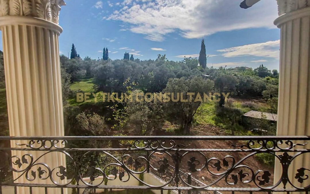 (B 74)Duplex roof apartment for sale in Karamürsel