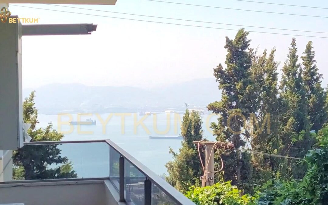 B 468 apartment with sea view in the center of Izmit