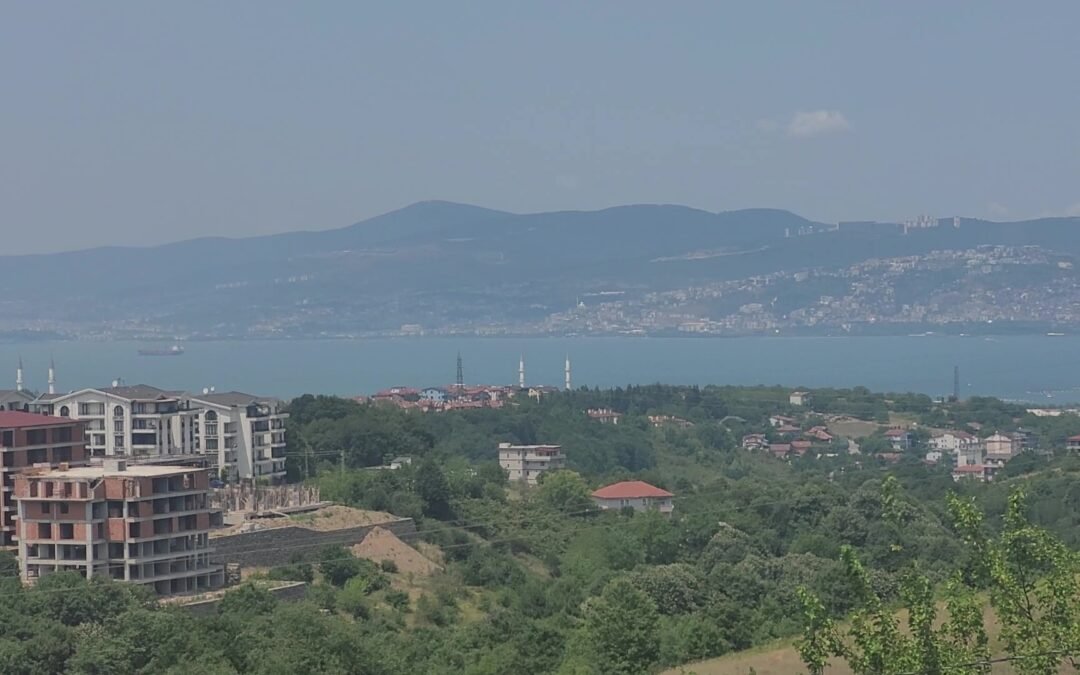 B 562 عقارات تركيا | شقة الأحلام في مجمع سكني فاخر إطلالة بحرية ساحرة ومساحة مثالية وسعر مغري