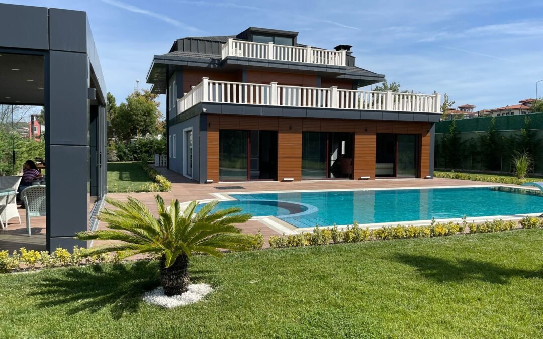 B 595 عقارات تركيا | فيلا سوبر ديلوكس مستقلة للبيع في إسطنبول | موقع هادئ ومساحة كبيرة