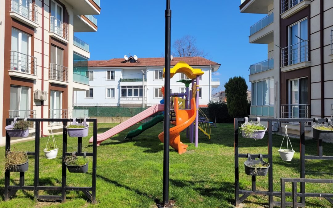 B 615 عقارات تركيا | فرصة لا تُفوت لامتلاك شقة مؤثثة بسعر لقطة في صبنجا – تركيا