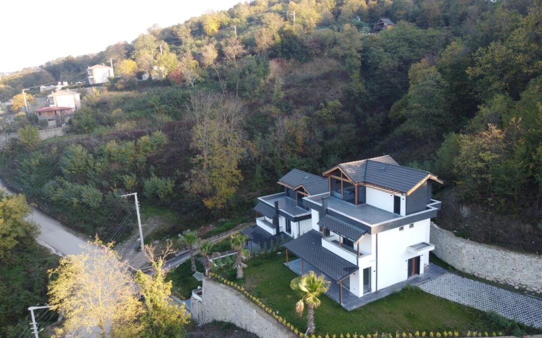 B 628 عقارات تركيا | عرض عقاري صيدة – فيلا فاخرة في قلب الطبيعة على بحيرة صبنجا