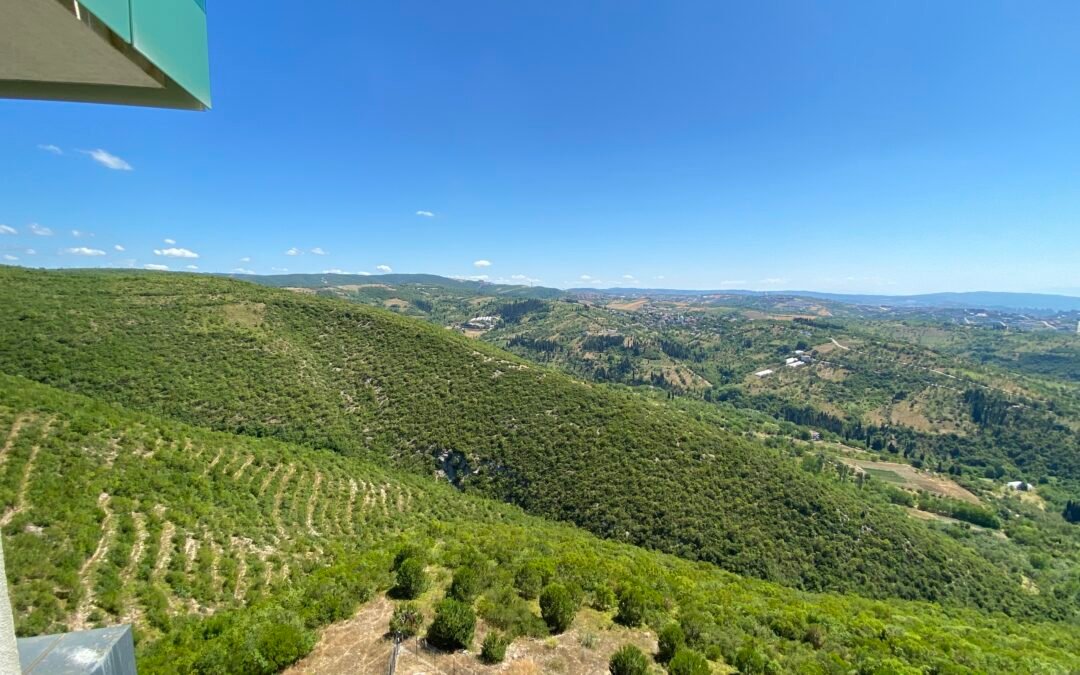 B 645 عقارات تركيا | شقة مع أقوى اطلالة بحرية في ازميت للبيع